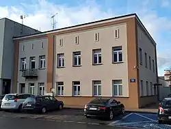 Budynek przy ul. Zdanowskiego&nbsp;15 w Łukowie – dawny bet midrasz (żydowski dom modlitwy), obecnie siedziba Miejskiego Ośrodka Pomocy Społecznej