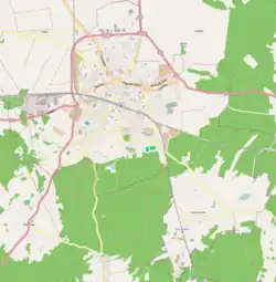 Mapa konturowa Żar, blisko centrum u góry znajduje się punkt z opisem „Ławeczka Georga Philippa Telemanna”