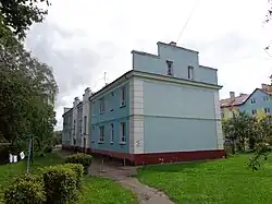 Jeden z 8-mieszkaniowych domów (2012)