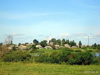 Widok na miasteczko Ikaźń