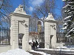 Brama barokowa z XVIII w.