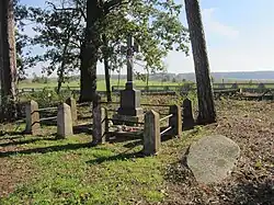 Mogiła powstańców styczniowych na cmentarzu katolickim