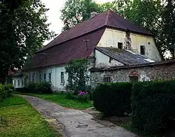 Pałac, widok od dworu