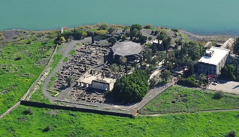 Panorama stanowiska archeologicznego w Kafarnaum