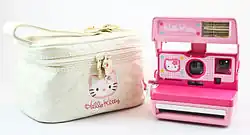 Polaroid 600 Hello Kitty z etui