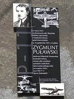 Tablica z 2011 roku upamiętniająca katastrofę na Ochocie