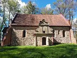 Kościół - widok od boku