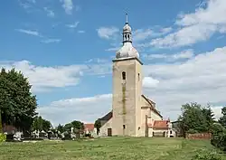 Kościół filialny w Starym Henrykowie