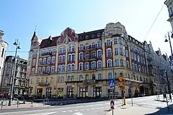 Kamienica przy ulicy J. Kochanowskiego 2 w Katowicach (2022)