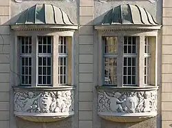 Wykusze na kamienicy w Kłodzku