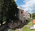 Budynek bramny z dzwonnicą i kaplica