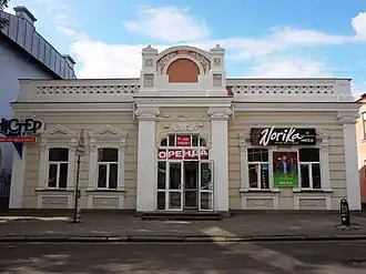 Dom secesyjny, ul. Petlury 19