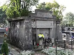 Grobowiec rodziny Mirkiewiczów z pocz. XX w.