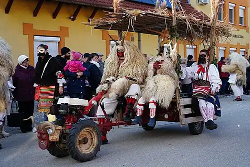 Wóz z uczestnikami święta (2024)
