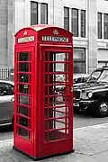 Londyńska budka telefoniczna