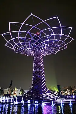 Drzewo Życia jako symbol pawilonu włoskiego Expo (Mediolan, 2015)