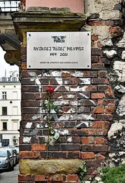 ...i tablica pamiątkowa