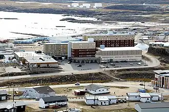 Astro Hill Complex - największy budynek w Iqaluit