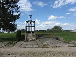 Pomnik upamiętniający Polaków pomordowanych w 1942