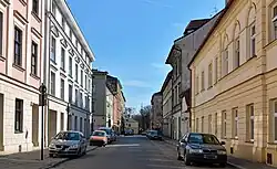 Widok na południe. Perspektywę zamyka budynek kuchni braci albertynów przy ul. Skawińskiej. Na ostatnim planie widoczny maszt SLR Krzemionki.