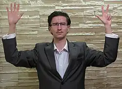 Sędzia informuje o błędzie 8 sekund