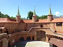 Wnętrze barbakanu (2016)