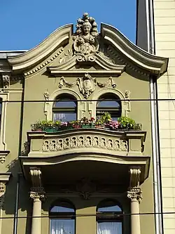 Balkon i szczyt