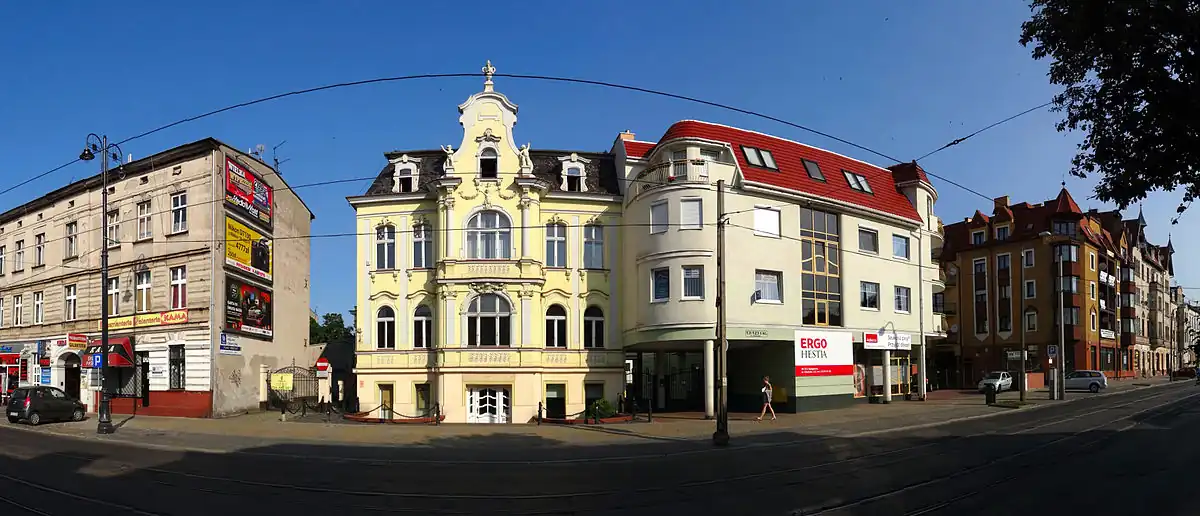 Panorama ulicy Gdańskiej z willą nr 119