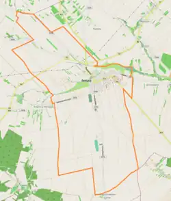 Mapa konturowa Bełżyc, w centrum znajduje się punkt z opisem „Stary cmentarz żydowski w Bełżycach”
