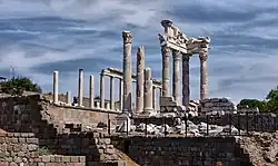 Photograph of stone columns and walls—the ruins of Pergamon in Turkey