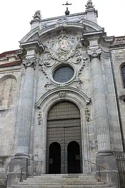 Wejście do archikatedry