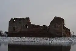 Ruiny domu zamkowego