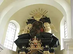 Górna część ołtarza głównego