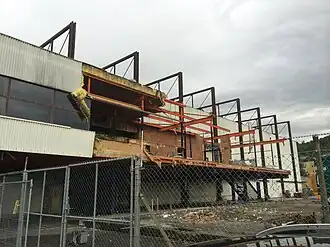 Hala podczas rozbiórki (2015)