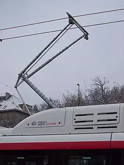 Odbierak do ładowania akumulatorów z sieci trolejbusowej