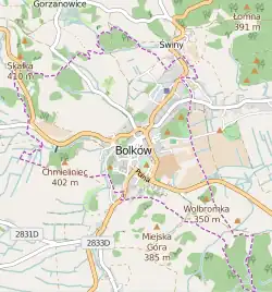 Mapa konturowa Bolkowa, w centrum znajduje się punkt z opisem „Kościół ewangelicki Świętej Trójcy w Bolkowie”