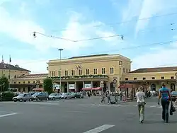 Bologna Centrale, Bolonia