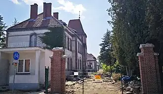 „Białe koszary” podczas remontu (2023)