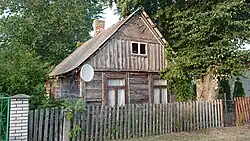 Jeden z domów z okresu międzywojennego