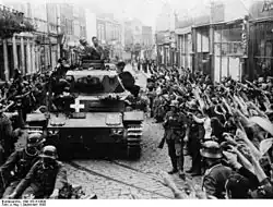 Po kampanii wrześniowej, białe krzyże zostały usunięte, ponieważ ułatwiały przeciwnikom celowanie.