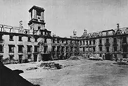 Zamek Królewski bez dachu, celowo niezabezpieczony przez Niemców, aby przyspieszyć proces dewastacji (1941)