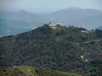 Sanktuarium na szczycie Monte Figogna