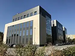 Południowo-wschodni narożnik gmachu ChAT (wrzesień 2018)