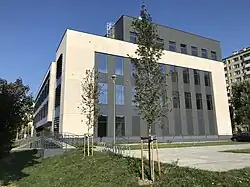 Południowo-zachodni narożnik gmachu ChAT (wrzesień 2018)