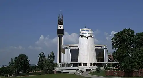 Kościół Bożego Miłosierdzia (2002)Kraków, Łagiewniki ul. Siostry Faustyny 3