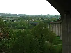 Cieszyn–Boguszowice – most (wiadukt) graniczny o dł. 760&nbsp;m, widok na stronę czeską (maj 2010)