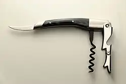 Korkociąg z dźwignią