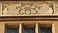 Fragment zdobień secesyjnych kamienicy nr 37.