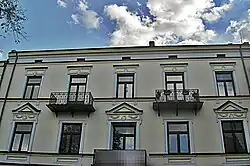 Zabytkowa kamienica z nr 14