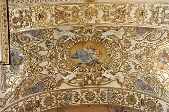 Fresk przedstawiający Wniebowzięcie Maryi na sklepieniu prezbiterium